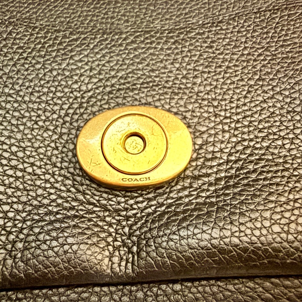 Coach Crystal C Tabby Chain Clutch Black & Gold - Picture 6 of 15